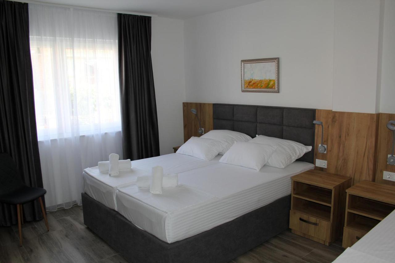 Royal Apartmani Banja Luka Exteriör bild