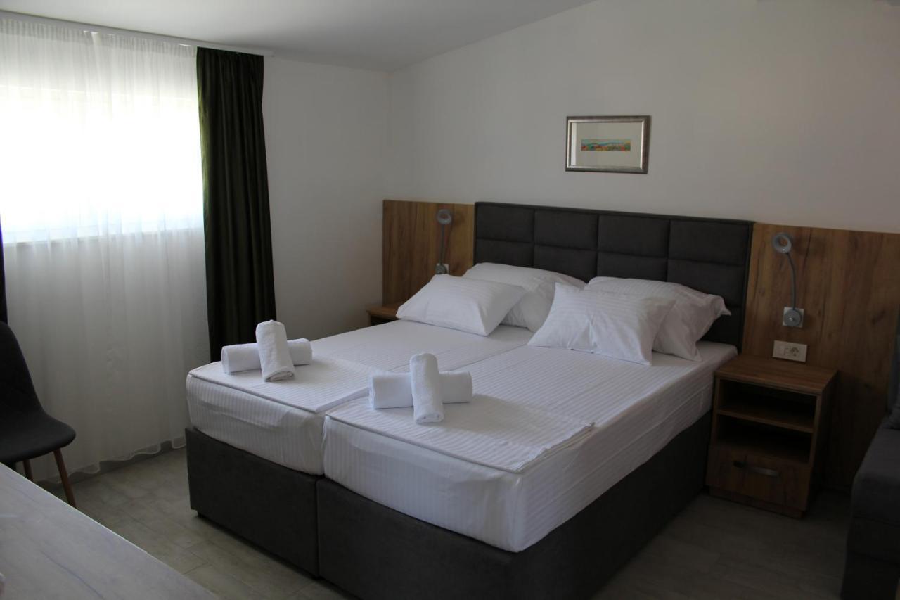 Royal Apartmani Banja Luka Exteriör bild