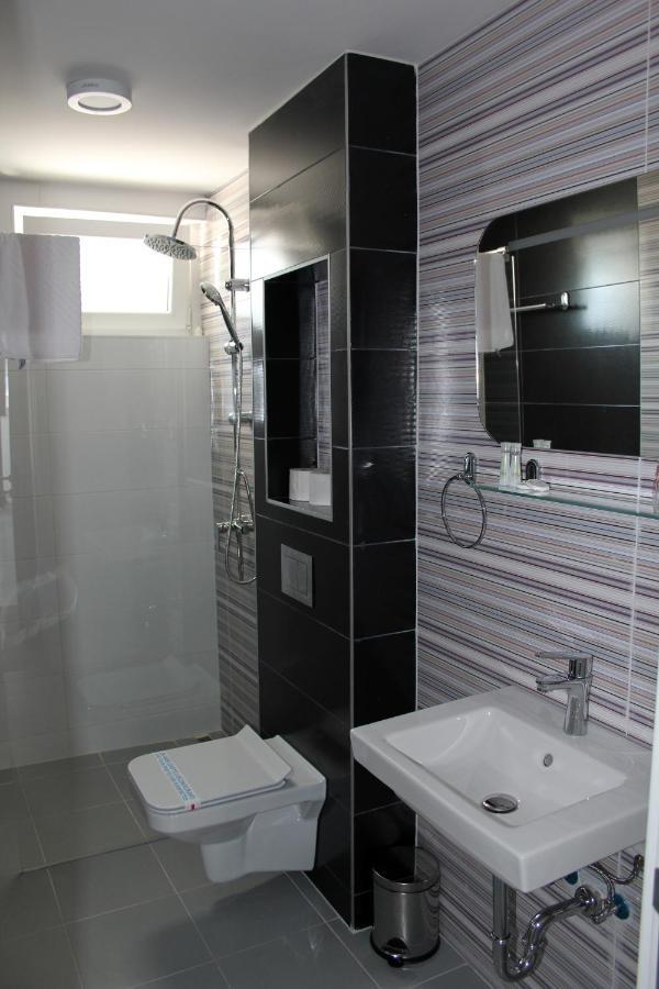 Royal Apartmani Banja Luka Exteriör bild